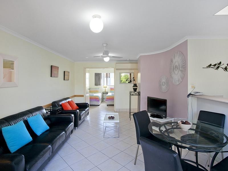 208/4 Lake Weyba Drive, Noosaville QLD 4566