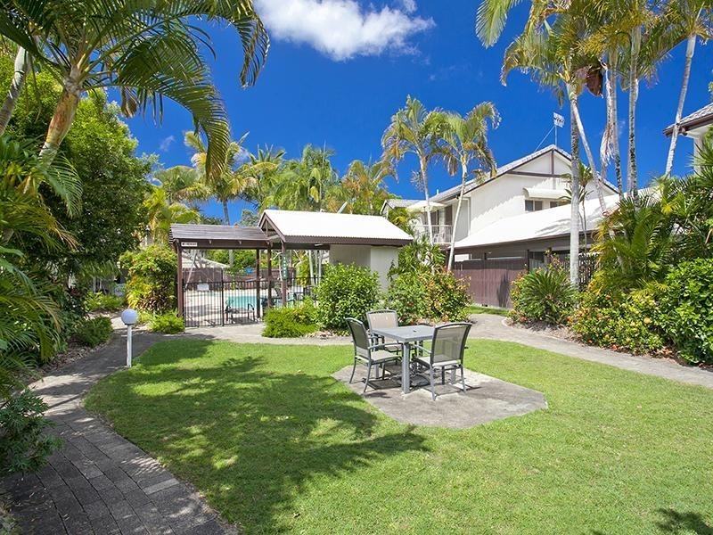 208/4 Lake Weyba Drive, Noosaville QLD 4566