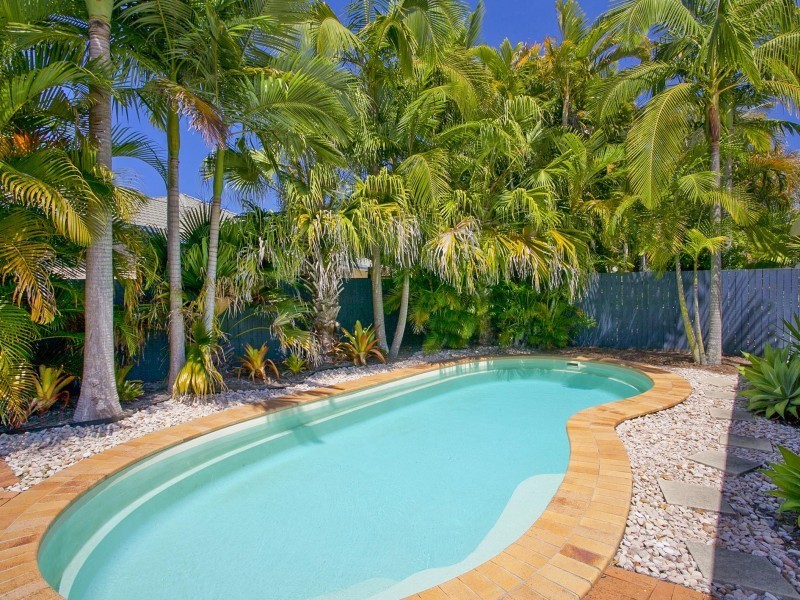 3 Spindrift Court, Noosa Waters QLD 4566