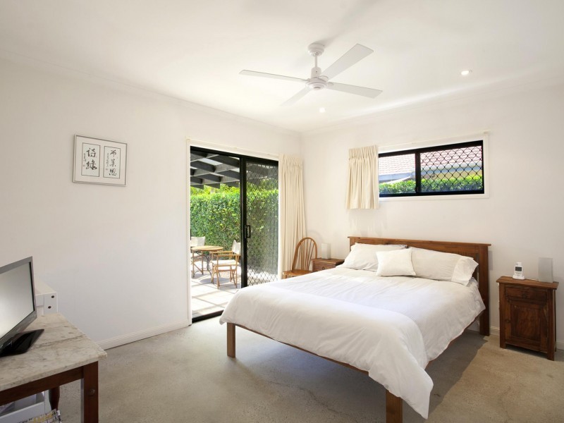 1B Sarena Court, Sunshine Beach QLD 4567