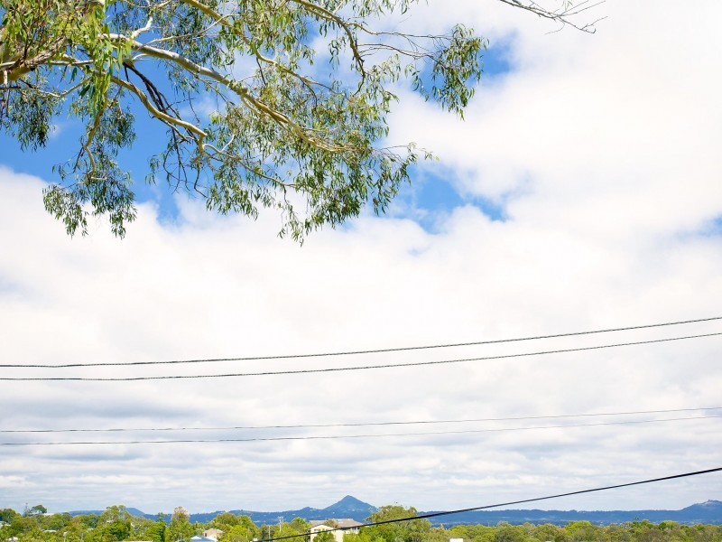 8 Honeysuckle Lane, Noosa Heads QLD 4567