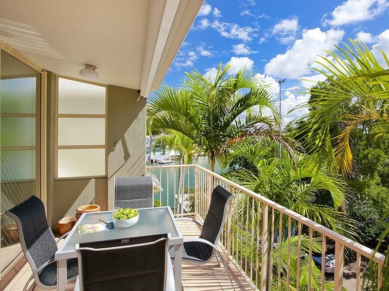 17/2 Hastings Street, Noosa Heads QLD 4567