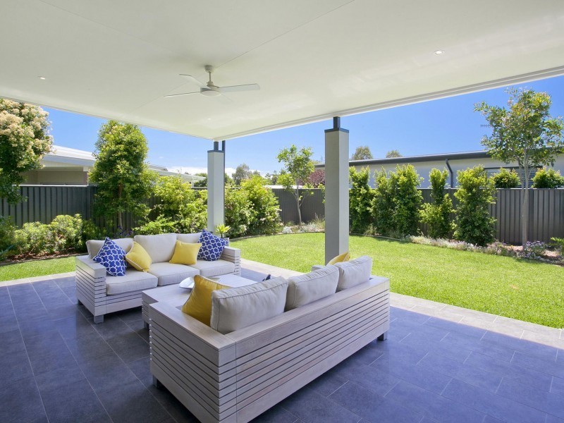 8 Smoke Bush Drive, Noosa Heads QLD 4567