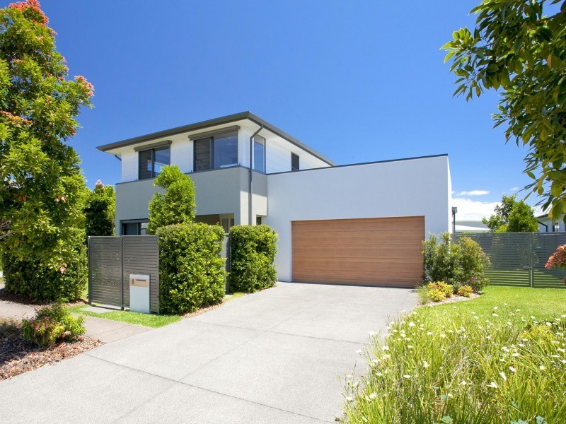 8 Smoke Bush Drive, Noosa Heads QLD 4567