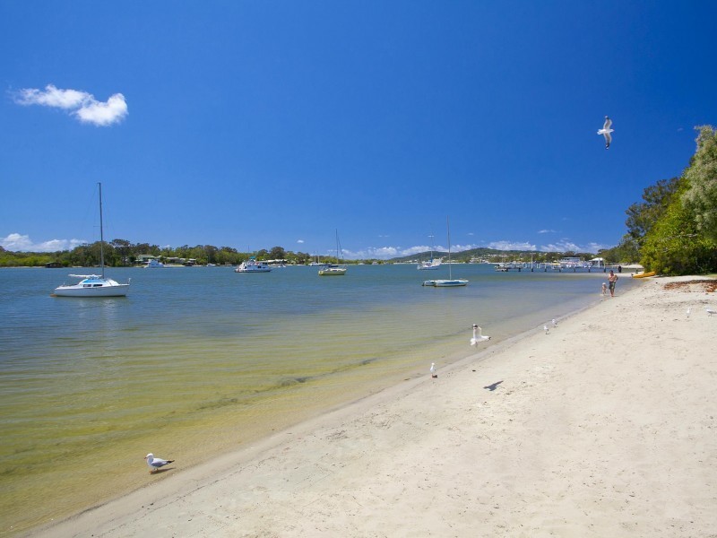 13 Laburnum Crescent, Noosaville QLD 4566