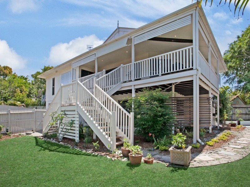 2 Constellation Close, Sunrise Beach QLD 4567