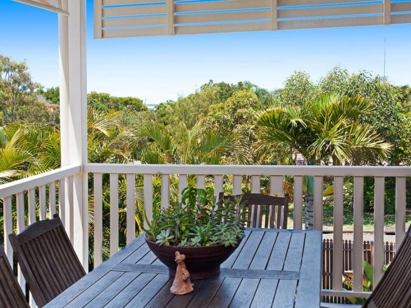 2 Constellation Close, Sunrise Beach QLD 4567