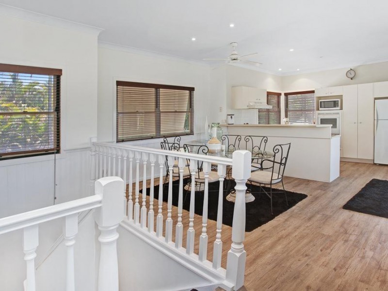 2 Constellation Close, Sunrise Beach QLD 4567