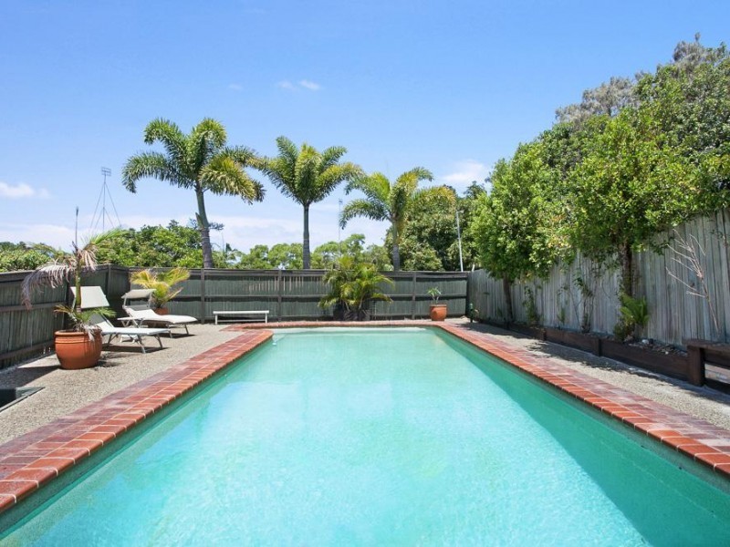 2 Constellation Close, Sunrise Beach QLD 4567