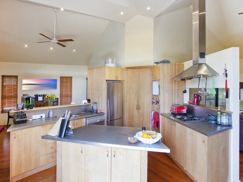 3 Mirrabook Court, Noosa Heads QLD 4567