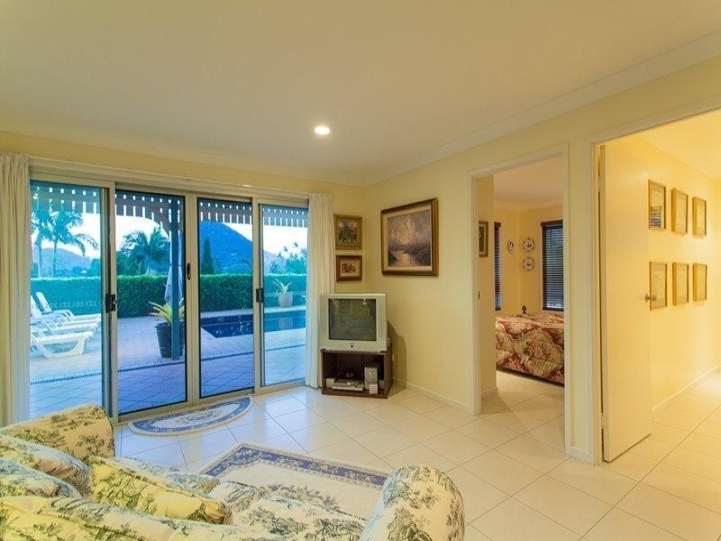 36 Mountain View Road, Pinbarren QLD 4568