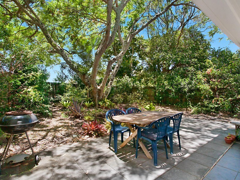 2/69  Poinciana Avenue, Tewantin QLD 4565