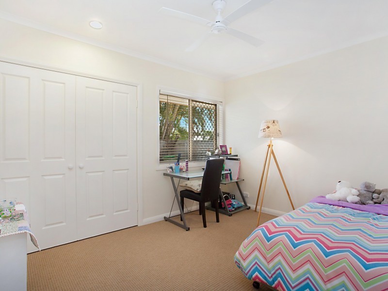 2 Windsurf Place, Noosa Waters QLD 4566