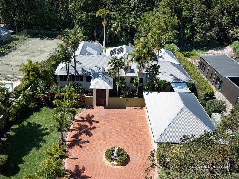 8 Habitat Place, Noosa Heads QLD 4567