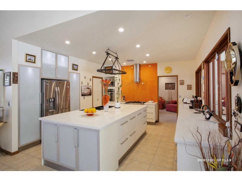 8 Habitat Place, Noosa Heads QLD 4567