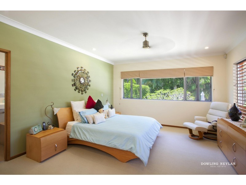 8 Habitat Place, Noosa Heads QLD 4567