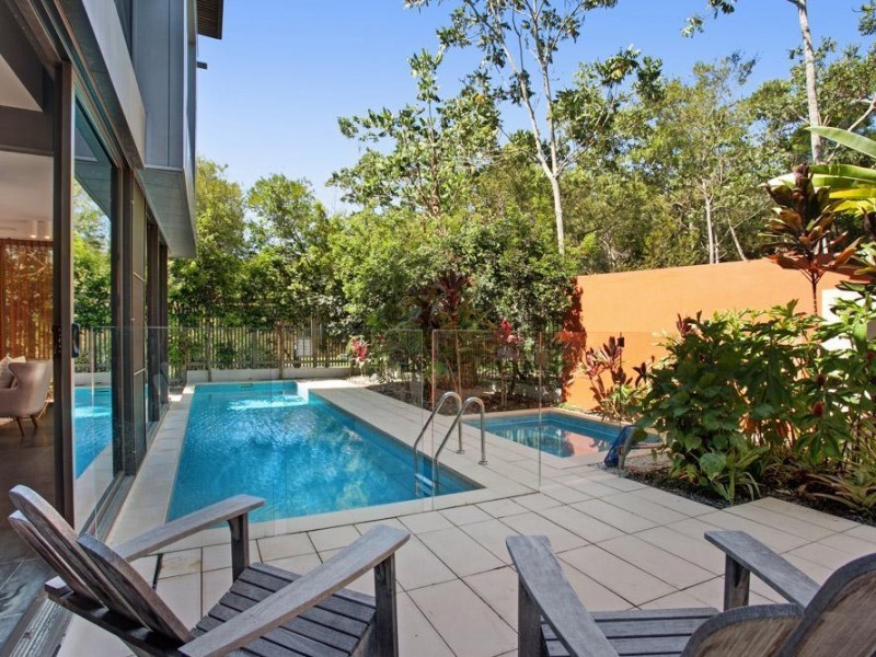 11 Wild Apple Court, Noosa Heads QLD 4567