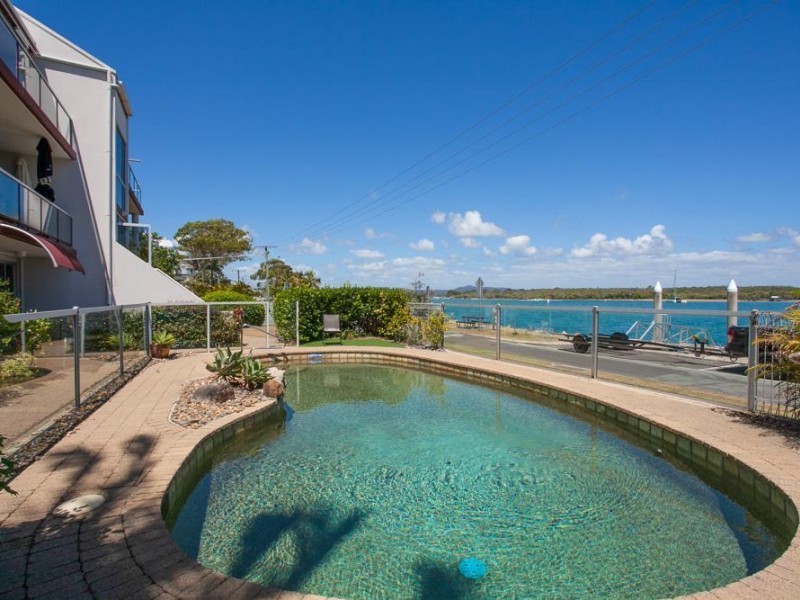 2/297 Gympie Terrace, Noosaville QLD 4566