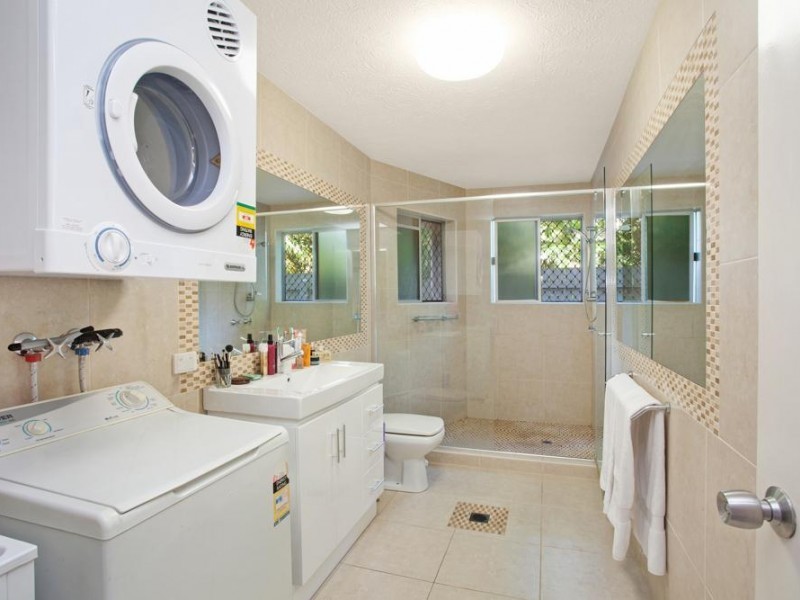 2/297 Gympie Terrace, Noosaville QLD 4566