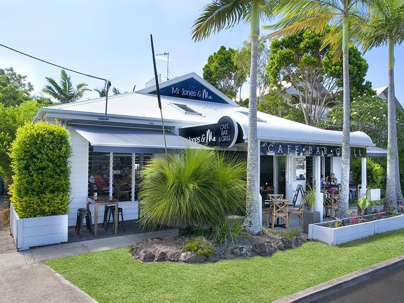 2/297 Gympie Terrace, Noosaville QLD 4566