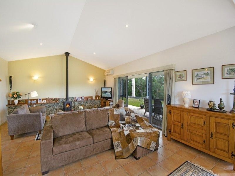 28 Crows Ash Lane, Black Mountain QLD 4563
