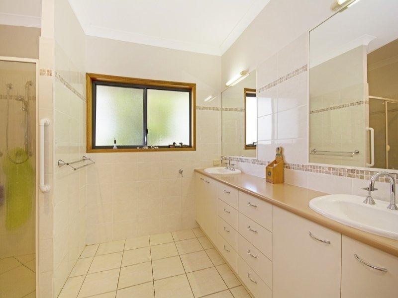 28 Crows Ash Lane, Black Mountain QLD 4563