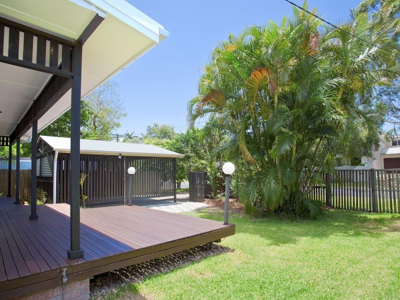 13 Janet Street, Noosaville QLD 4566