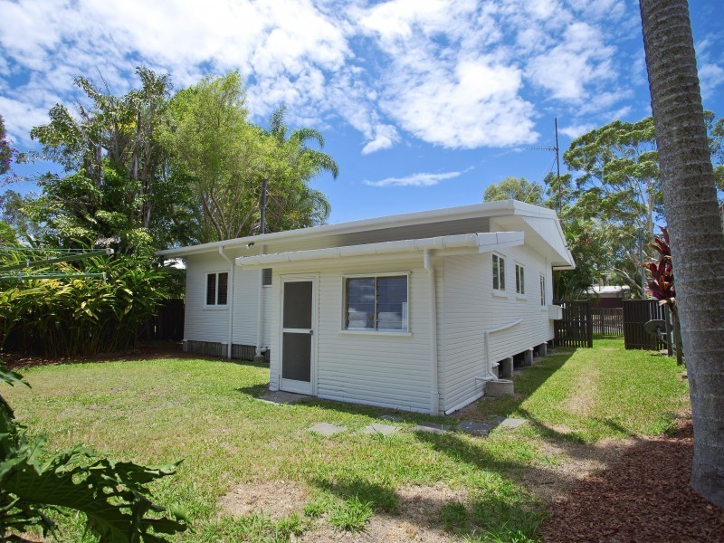 13 Janet Street, Noosaville QLD 4566