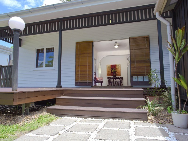 13 Janet Street, Noosaville QLD 4566