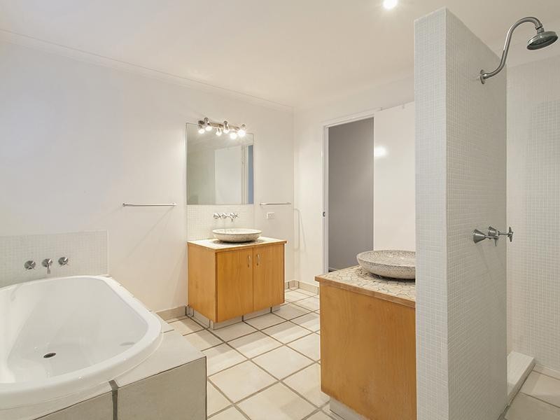 4 Janet St, Noosaville QLD 4566