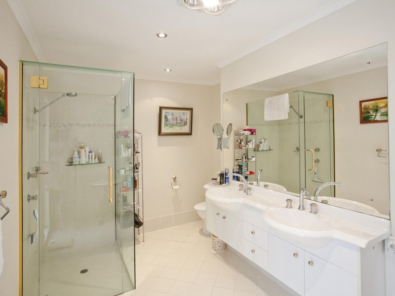 19 Shipyard Circuit, Noosa Waters QLD 4566