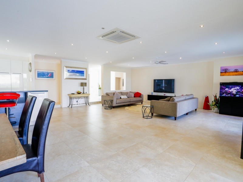 171 Shorehaven Drive, Noosa Waters QLD 4566