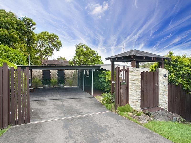 41 Arkana Drive, Noosa Heads QLD 4567