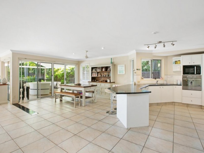 101 Shorehaven Drive, Noosa Waters QLD 4566