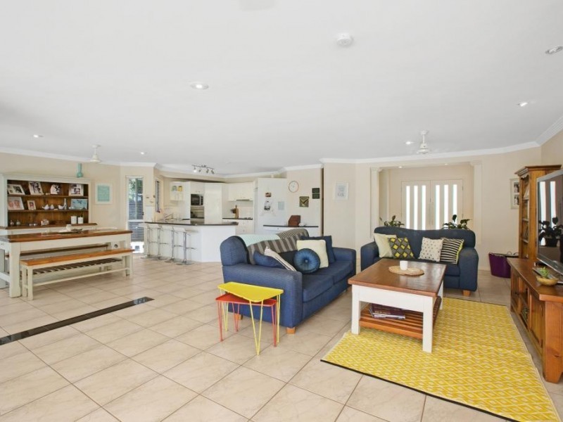 101 Shorehaven Drive, Noosa Waters QLD 4566