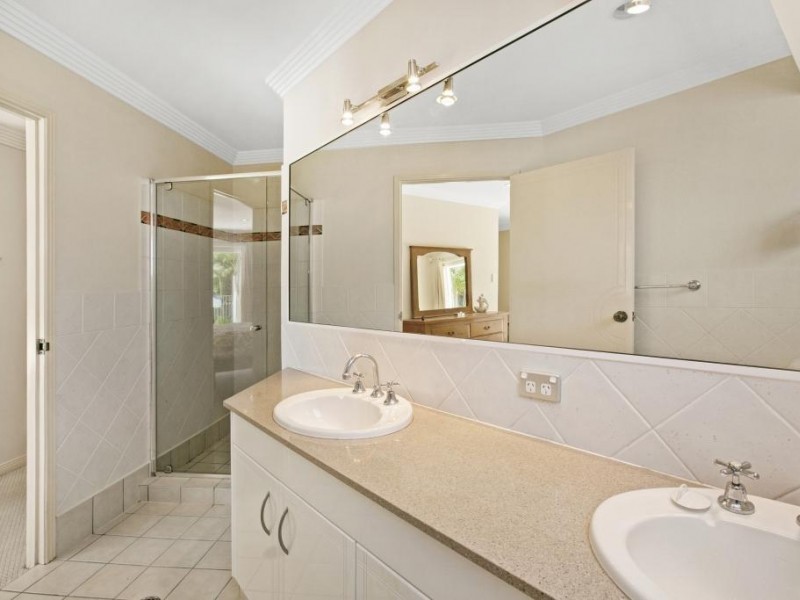 101 Shorehaven Drive, Noosa Waters QLD 4566