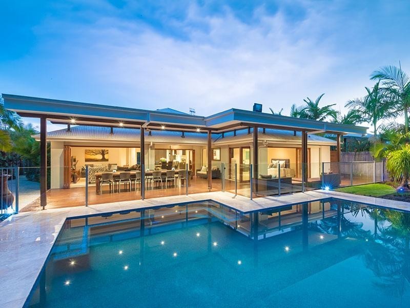 11 Attenuatta Place, Noosaville QLD 4566