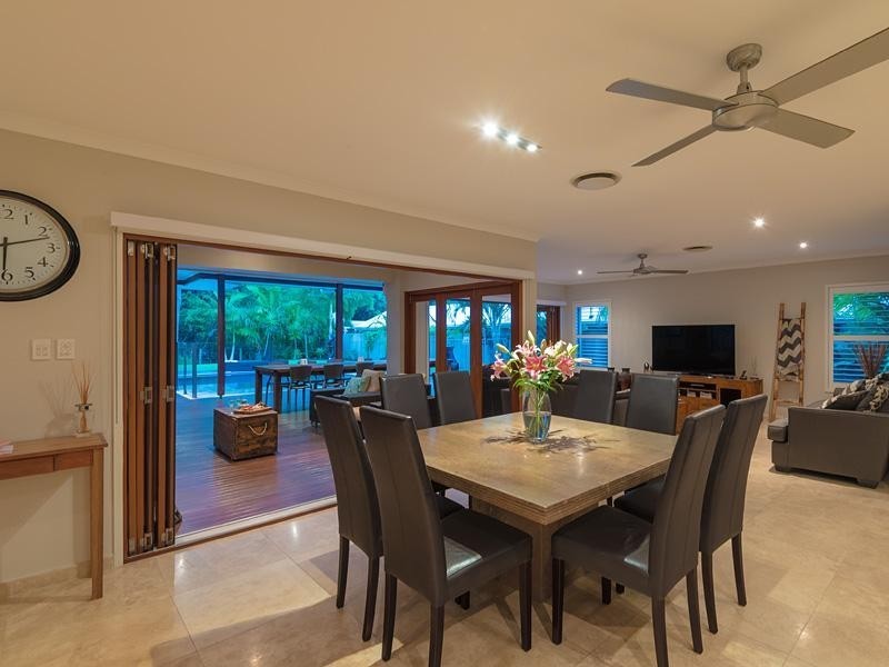 11 Attenuatta Place, Noosaville QLD 4566