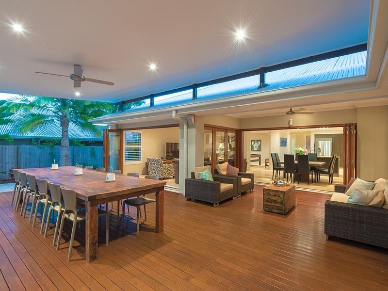 11 Attenuatta Place, Noosaville QLD 4566