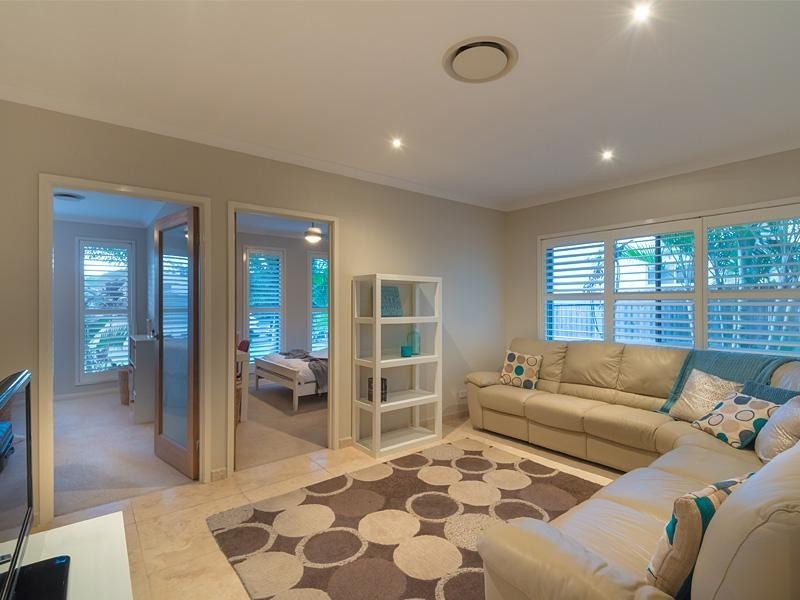 11 Attenuatta Place, Noosaville QLD 4566