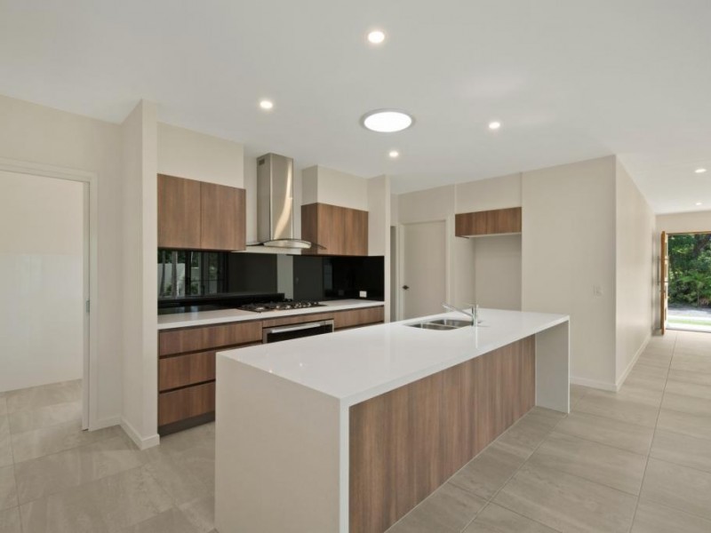 21 Livingstone Street, Tewantin QLD 4565