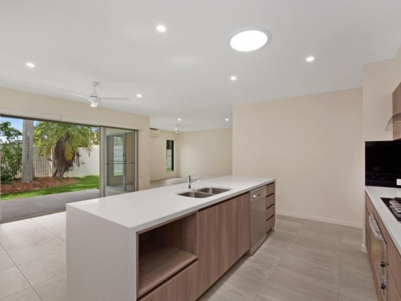 21 Livingstone Street, Tewantin QLD 4565