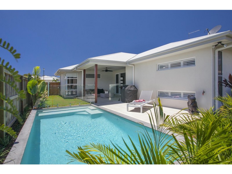 12 Rani Circuit, Noosaville QLD 4566