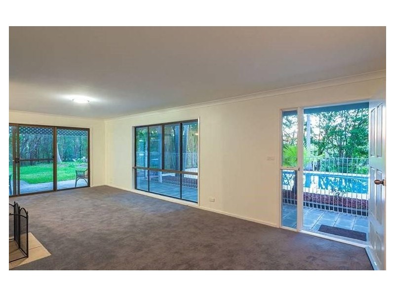 9 Smiths Road, Tinbeerwah QLD 4563