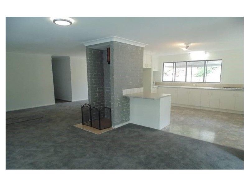 9 Smiths Road, Tinbeerwah QLD 4563