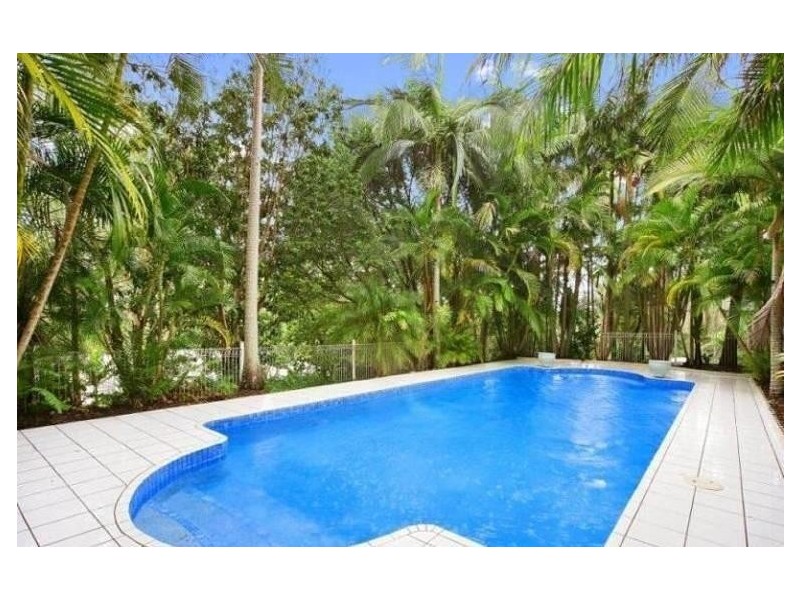 9 Smiths Road, Tinbeerwah QLD 4563