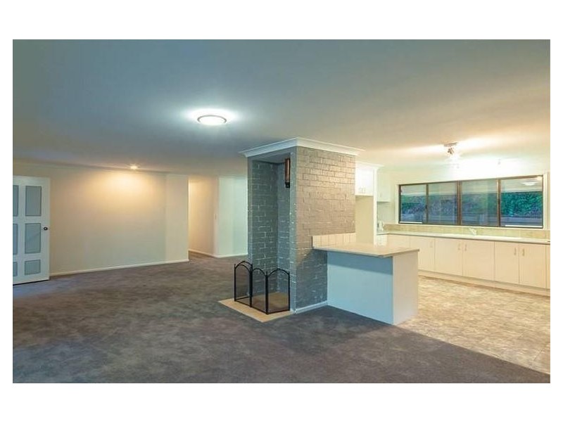 9 Smiths Road, Tinbeerwah QLD 4563