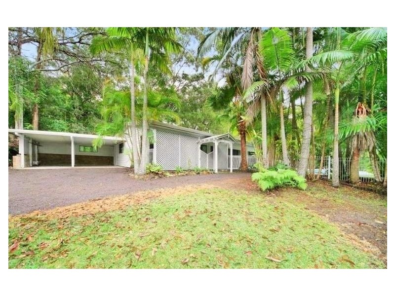 9 Smiths Road, Tinbeerwah QLD 4563