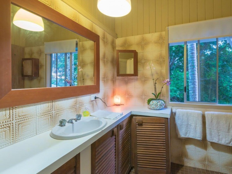 705 Cooroy  Belli Creek Rd, Black Mountain QLD 4563