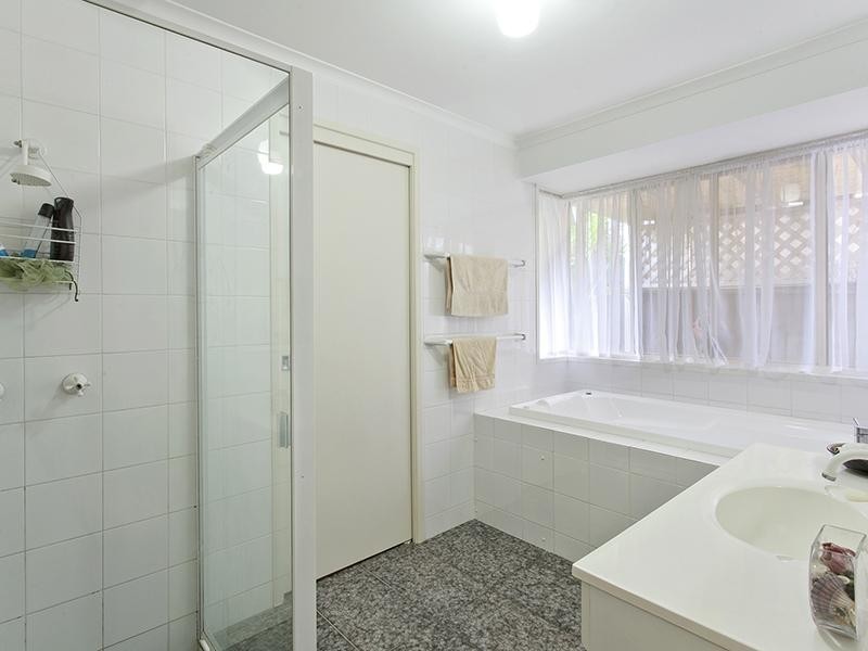 24 Boxsell Rise, Sunrise Beach QLD 4567
